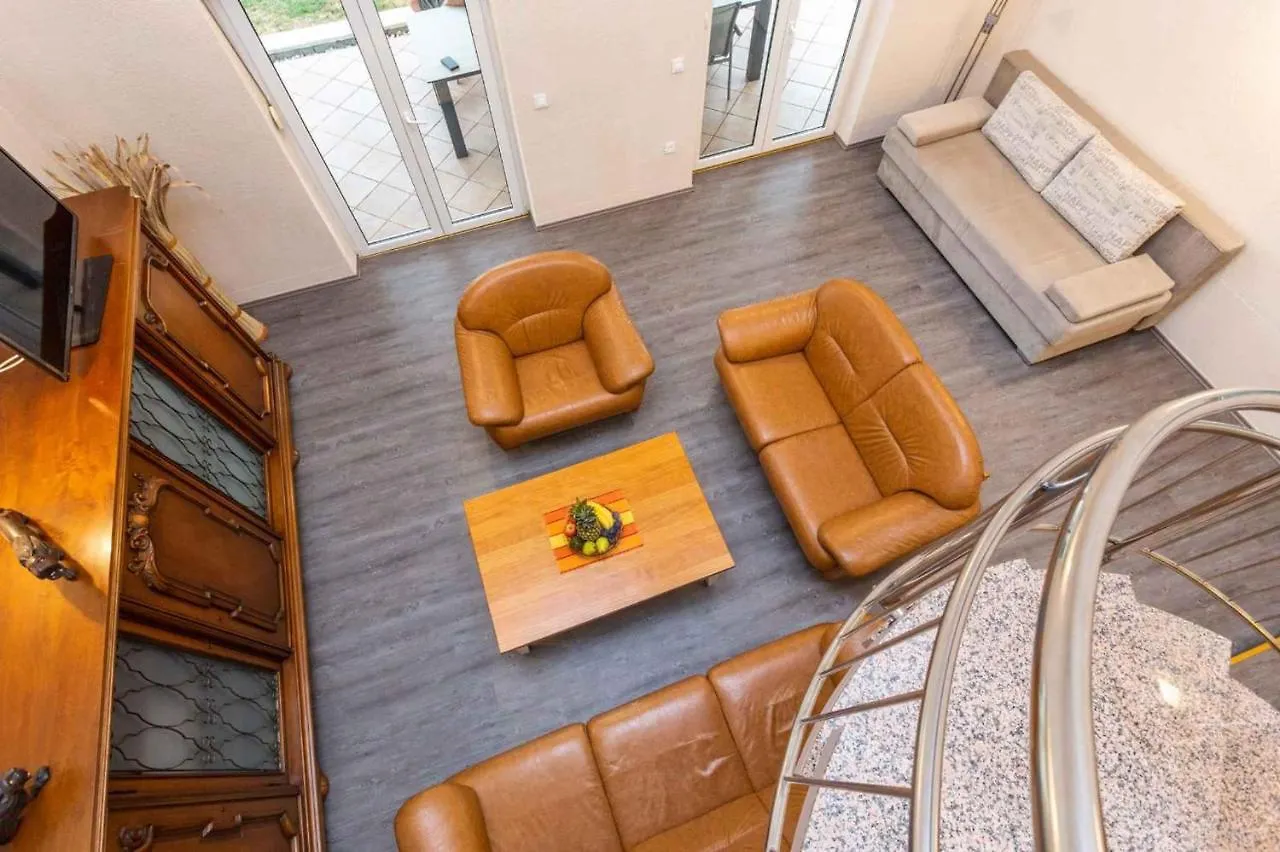 House Neda Villa Pridraga Holiday home